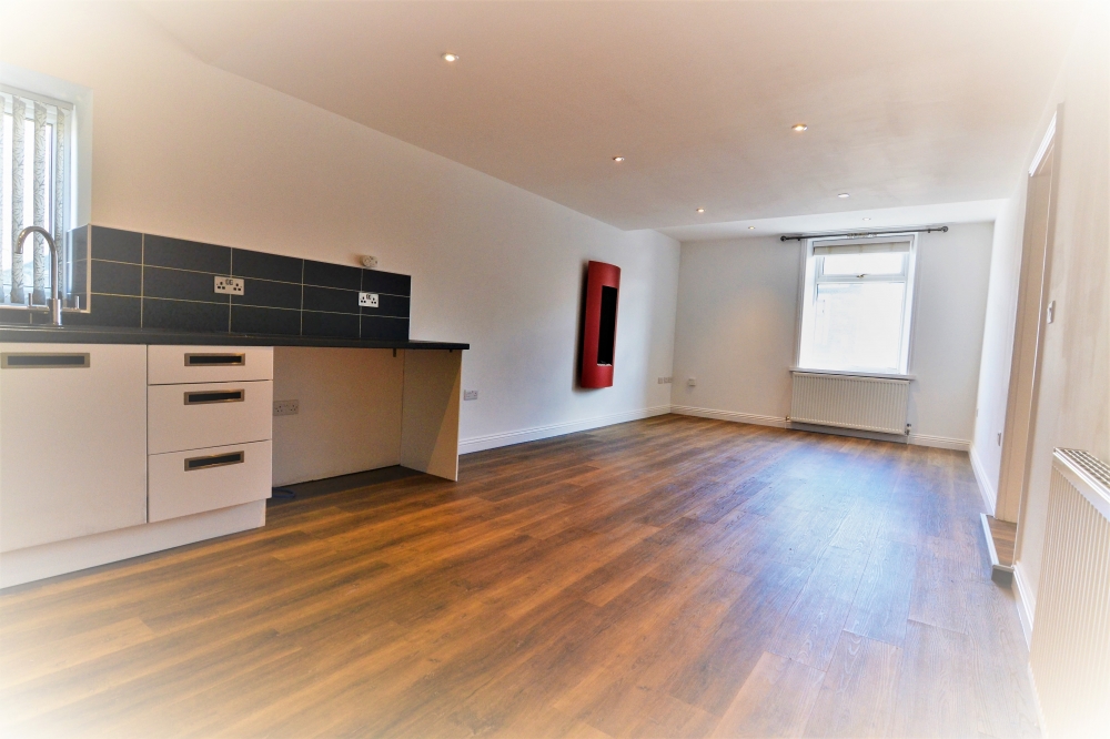 Properties Details at Broden LLoyd of Barrowford Properties Search at