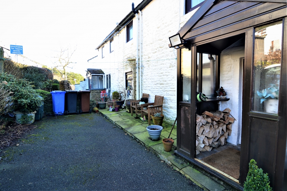 Properties Details at Broden LLoyd of Barrowford Properties Search at